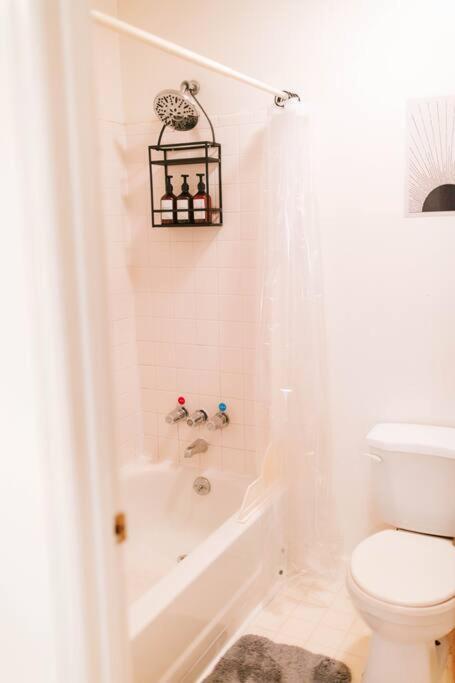 Cozy 3-Bed Athens Getaway, Right Near Uga!公寓 外观 照片