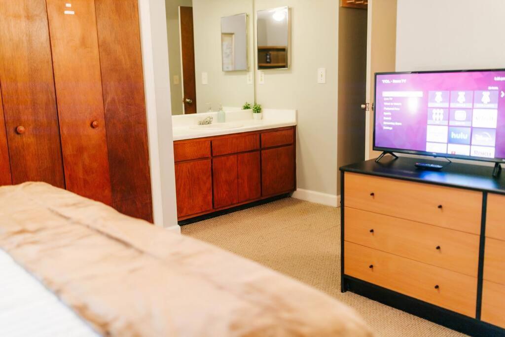 Cozy 3-Bed Athens Getaway, Right Near Uga!公寓 外观 照片