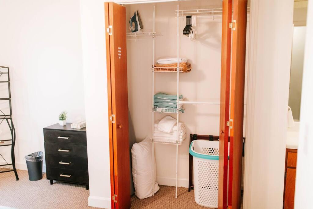 Cozy 3-Bed Athens Getaway, Right Near Uga!公寓 外观 照片