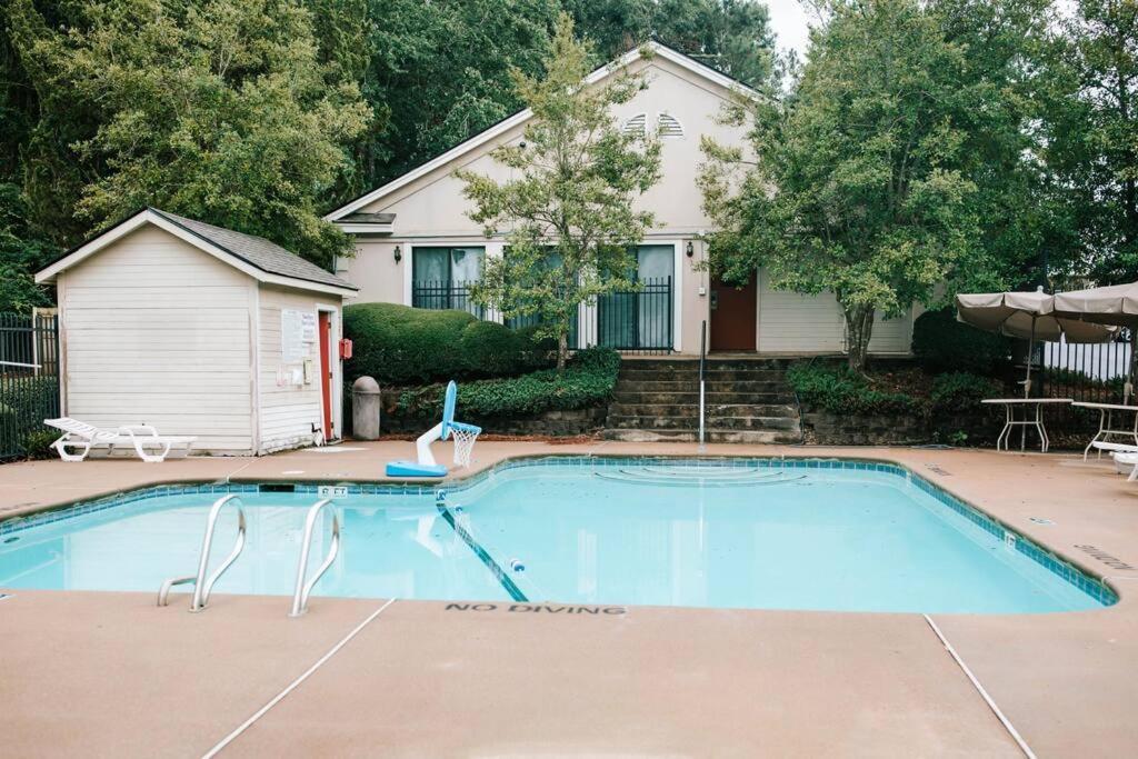 Cozy 3-Bed Athens Getaway, Right Near Uga!公寓 外观 照片