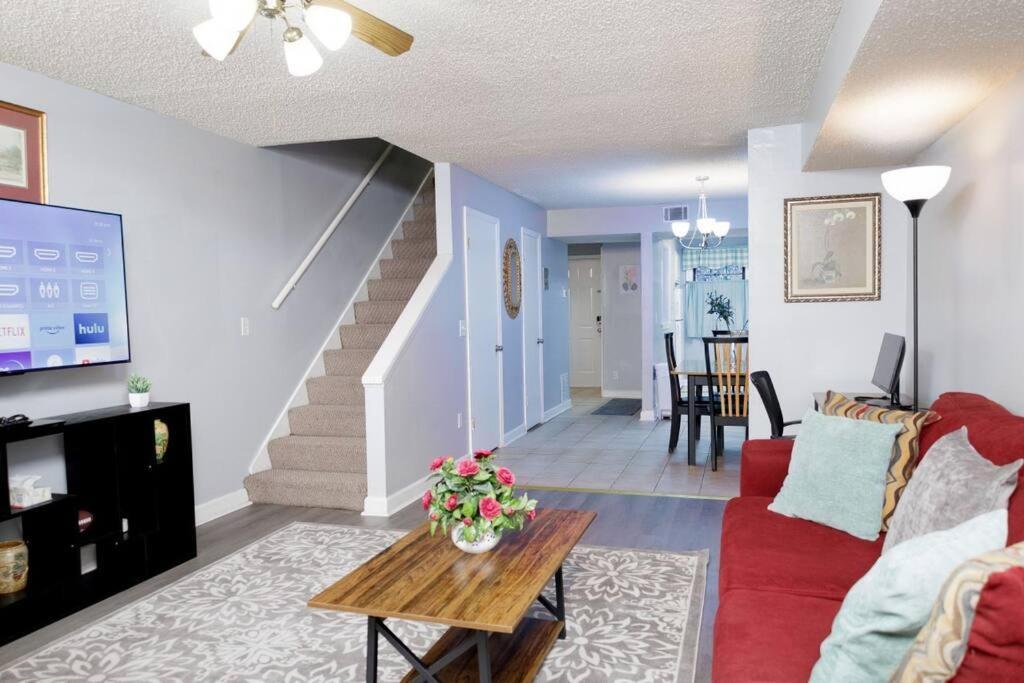 Cozy 3-Bed Athens Getaway, Right Near Uga!公寓 外观 照片